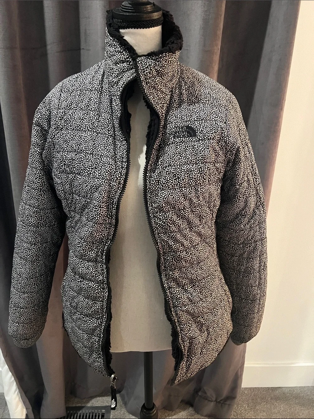 The North Face Black Teddy Fleece Jacket for Kids